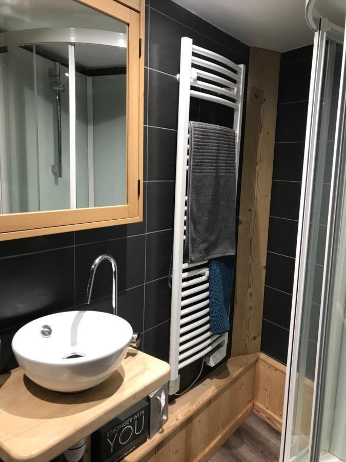 Le Saporta- Studios Et Appartements Meubles De Tourisme 르리오랑 외부 사진